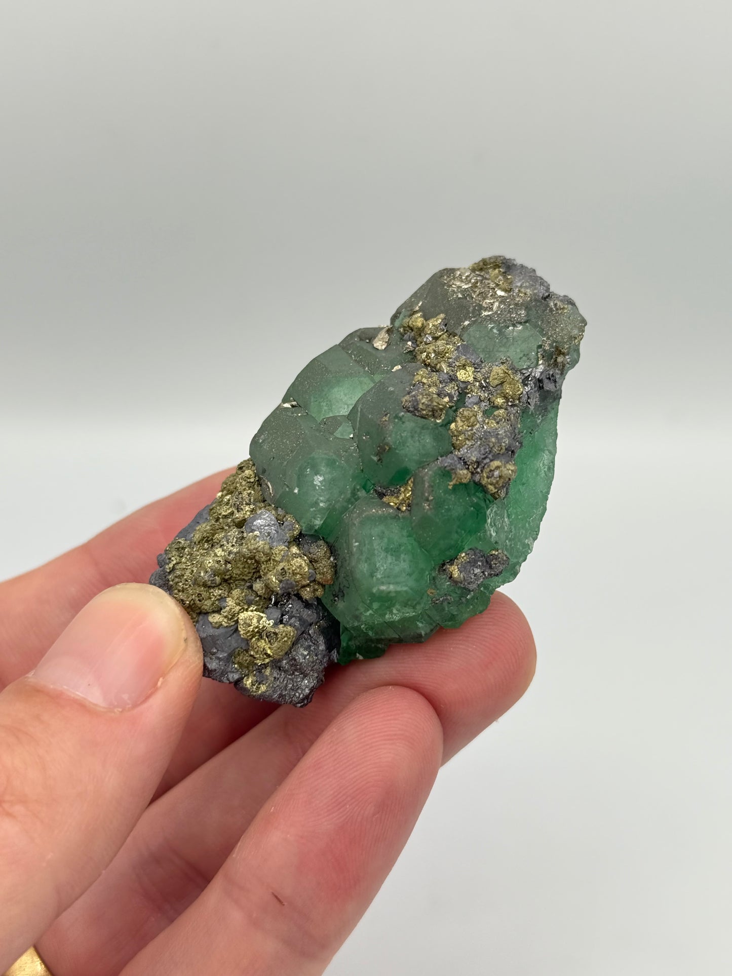 Fluorite, Milpo mine, Atacocha, Pasco Prov., Peru