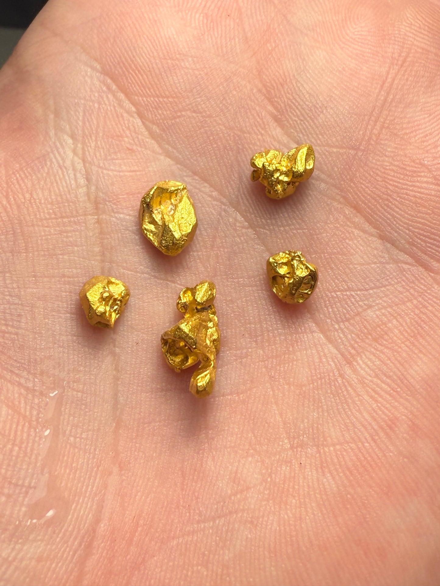 5 gold crystal total weight 8.1gr