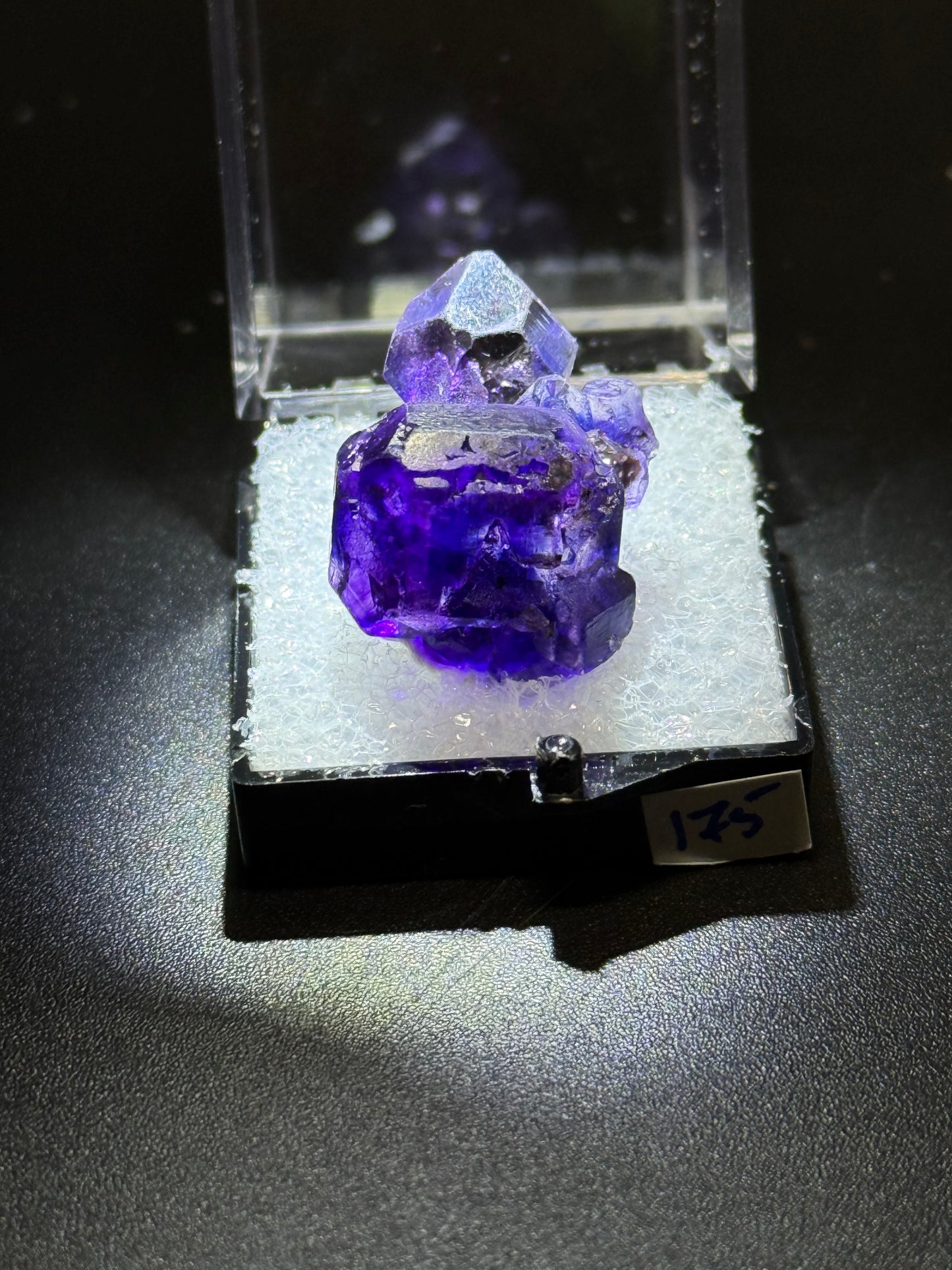 Fluorite (color change), Mandinga Mine, Laguna Brava, Loboy District, Unión Department, Córdoba Province, Argentina.