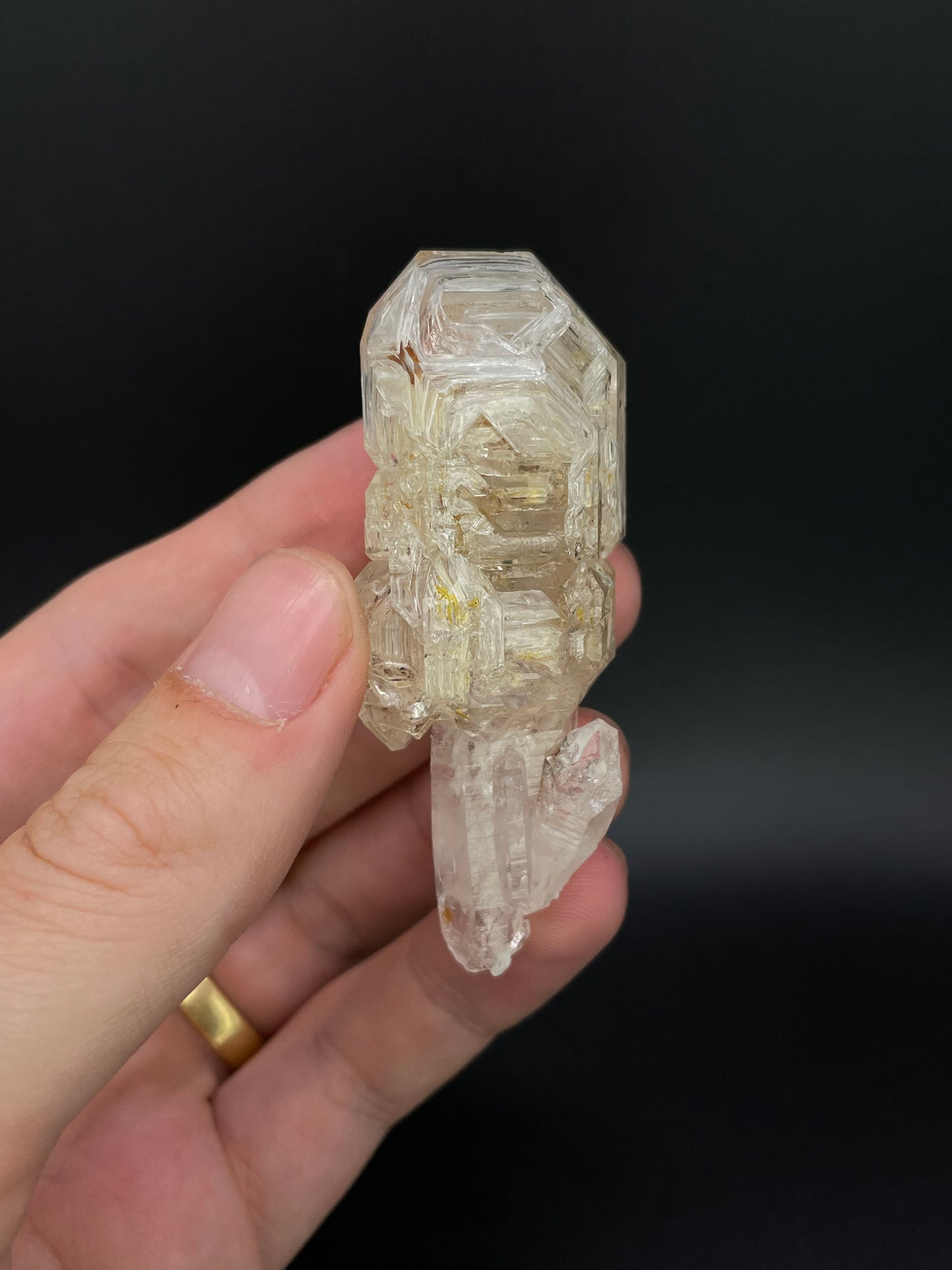 Petroleum included Quartz, Madirobe, Tsaratanana, Mahajanga, Madagascar