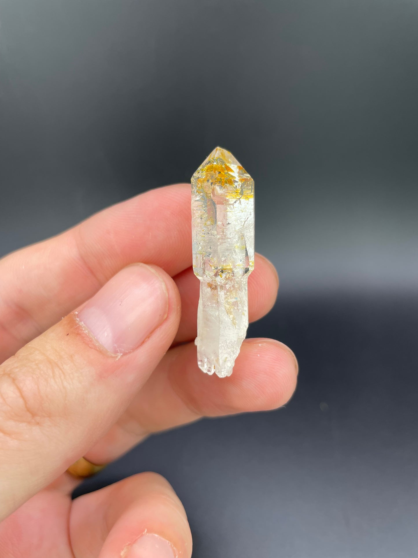 Petroleum included Quartz, Madirobe, Tsaratanana, Mahajanga, Madagascar