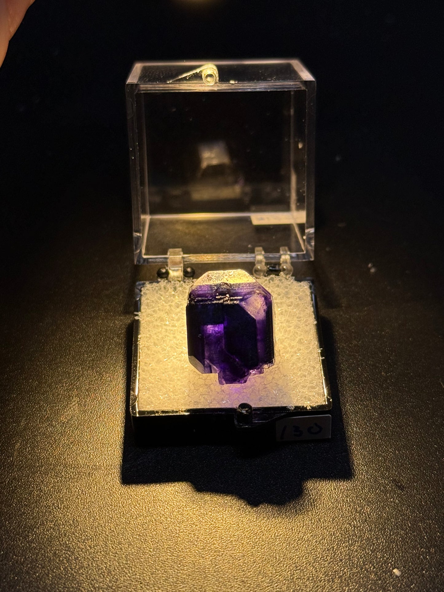 Fluorite (color change), Mandinga Mine, Laguna Brava, Loboy District, Unión Department, Córdoba Province, Argentina.