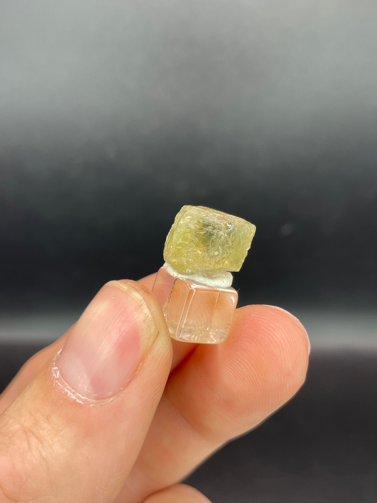 Corundum var Sapphire, Chimwadzulu Hill, Ntcheu, Central Region, Malawi