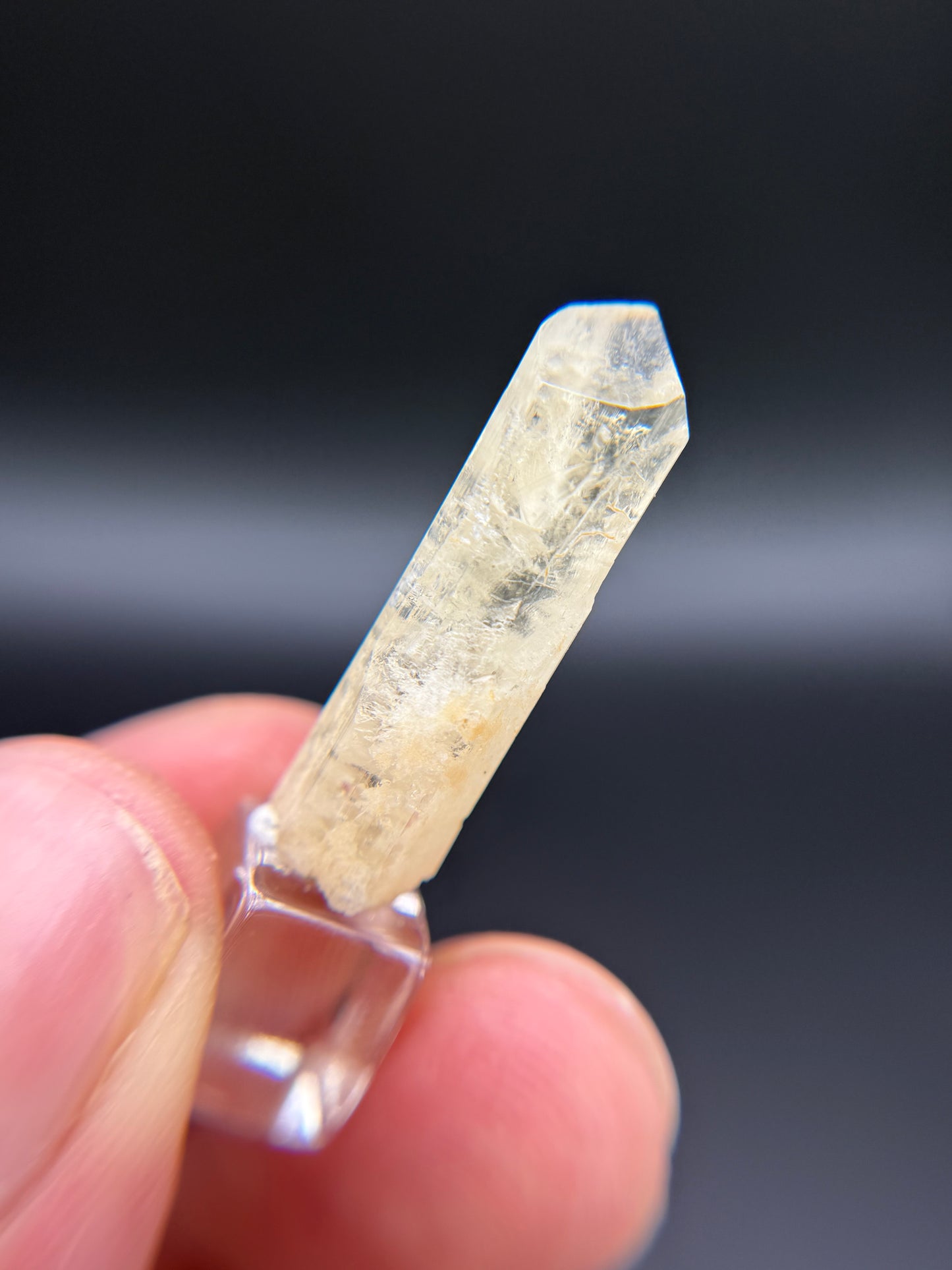 Phenakite, Anjanabonoina pegmatite, Mount Ikaka, Antananarivo Province, Madagascar