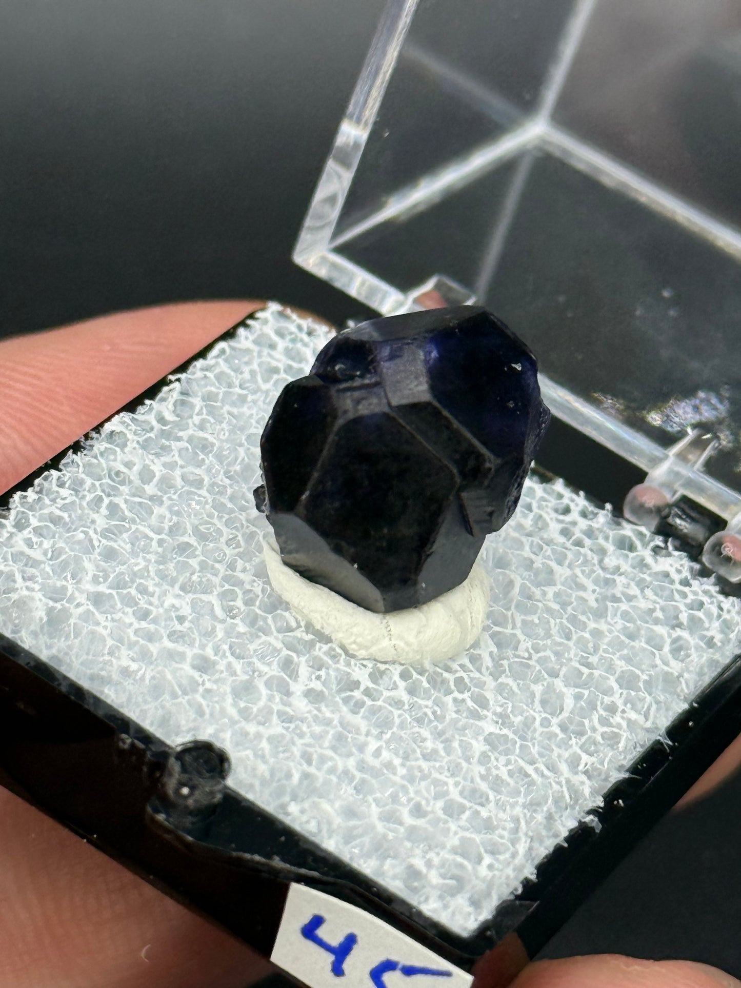 Fluorite, Mandinga Mine, Laguna Brava, Loboy District, Unión Department, Córdoba Province, Argentina.