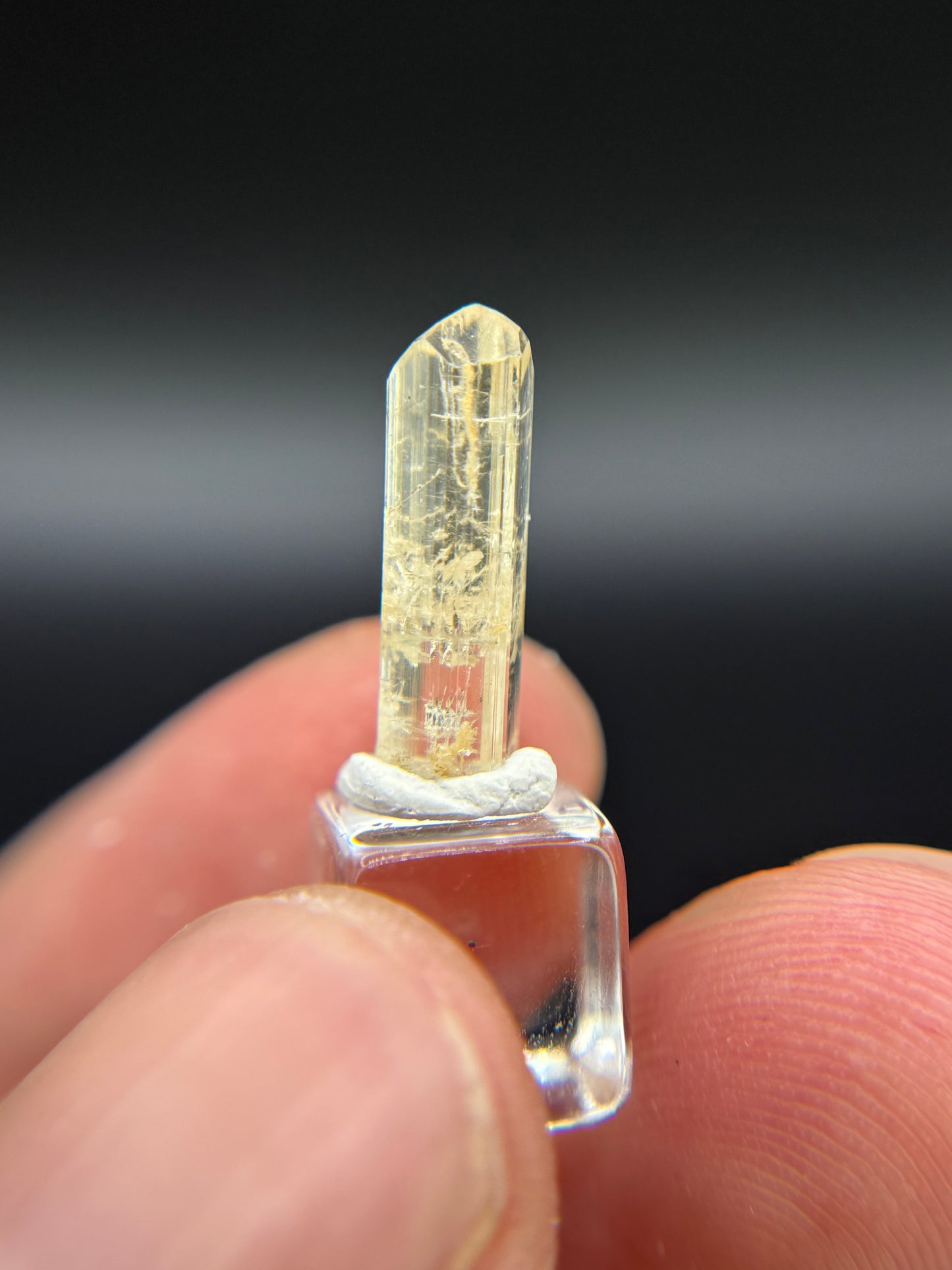 Phenakite, Anjanabonoina pegmatite, Mount Ikaka, Antananarivo Province, Madagascar
