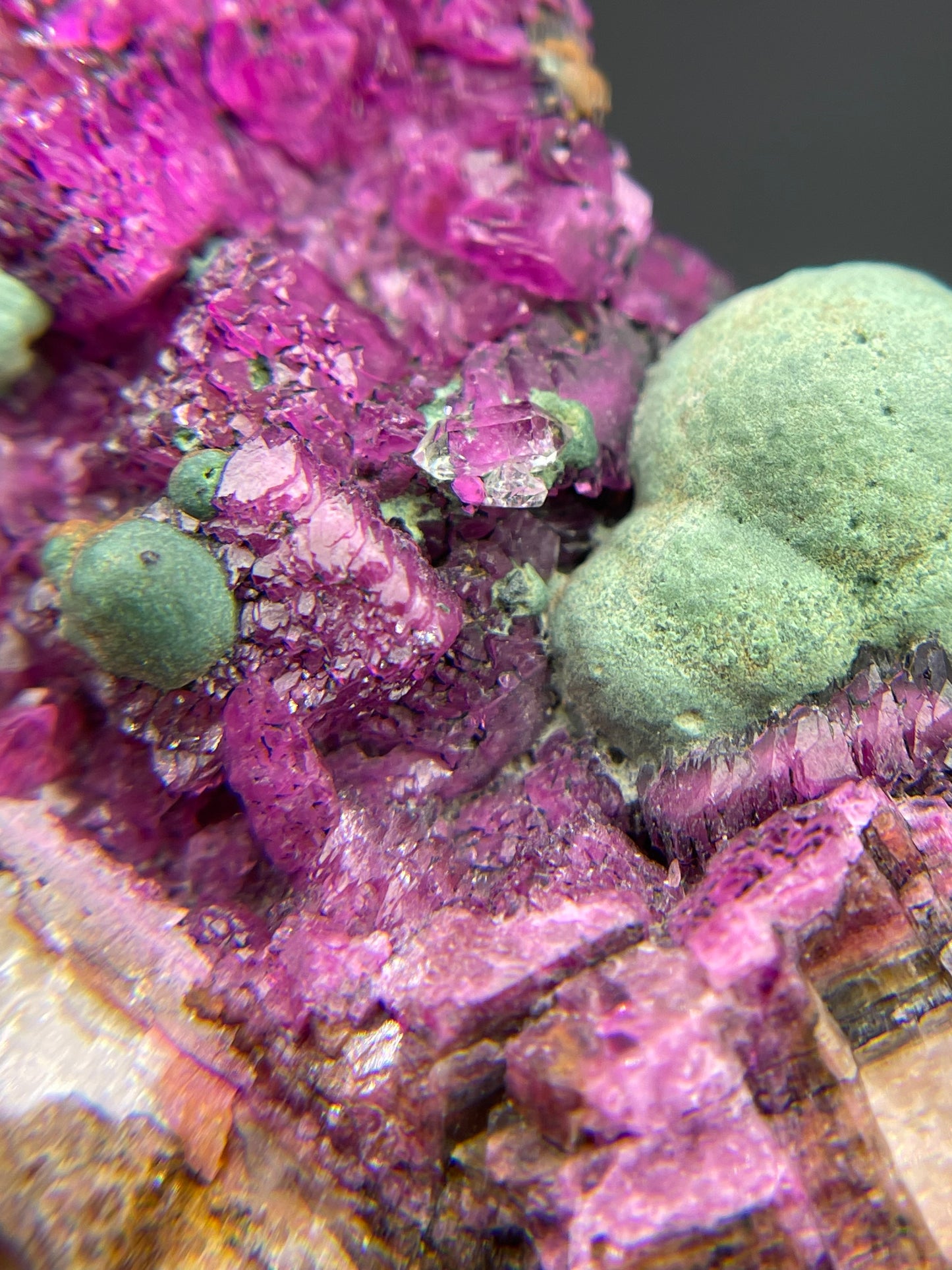 Cobaltoan Calcite, Malachite, Chrysocolla, Quartz, Kolwezi Mining District, Democratic Republic of the Congo