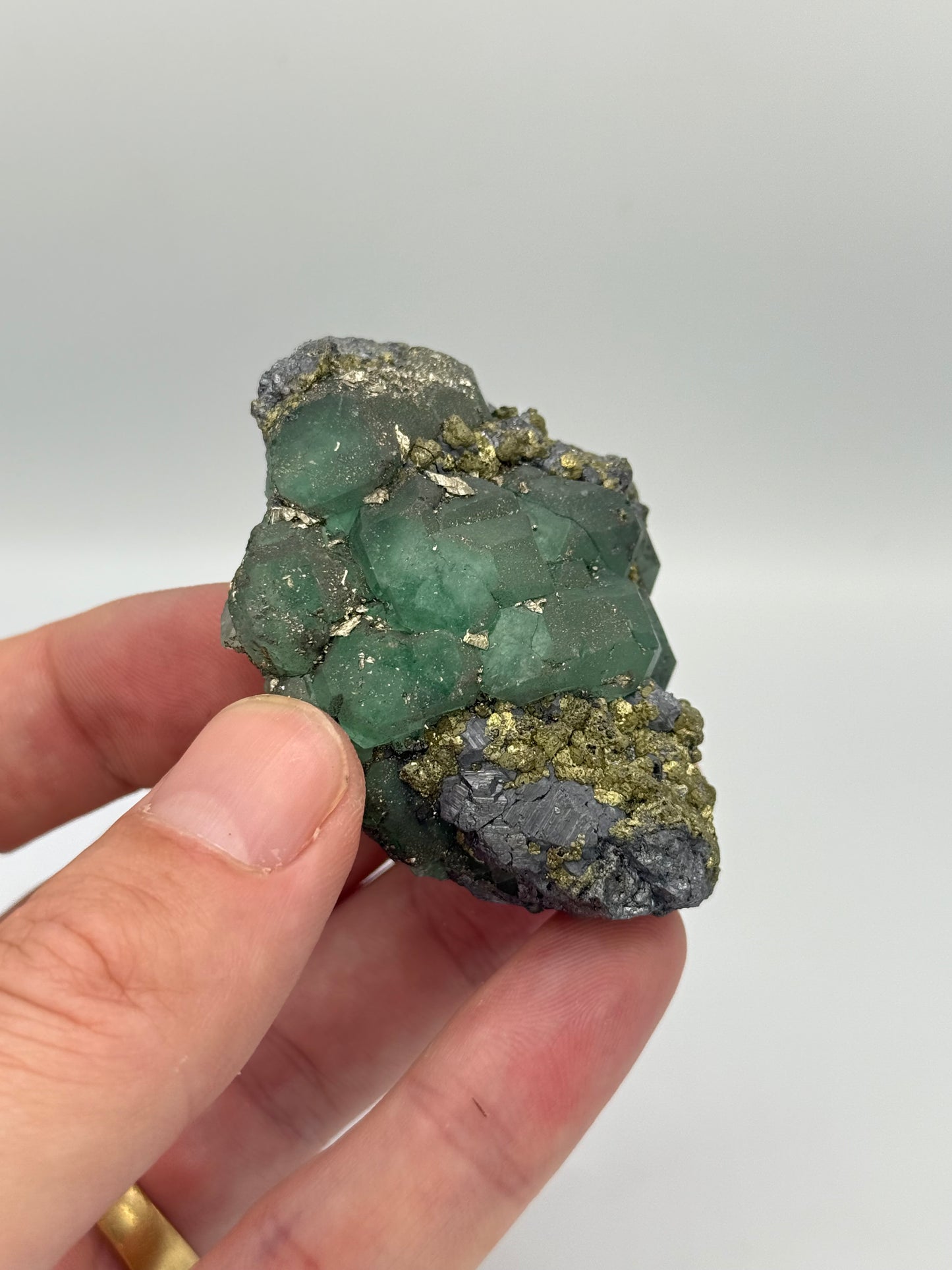 Fluorite, Milpo mine, Atacocha, Pasco Prov., Peru