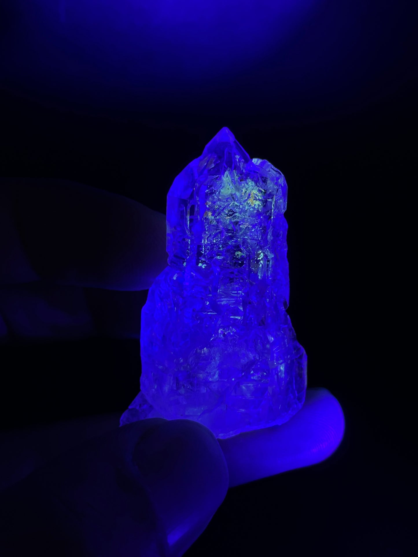 Petroleum included Quartz, Madirobe, Tsaratanana, Mahajanga, Madagascar