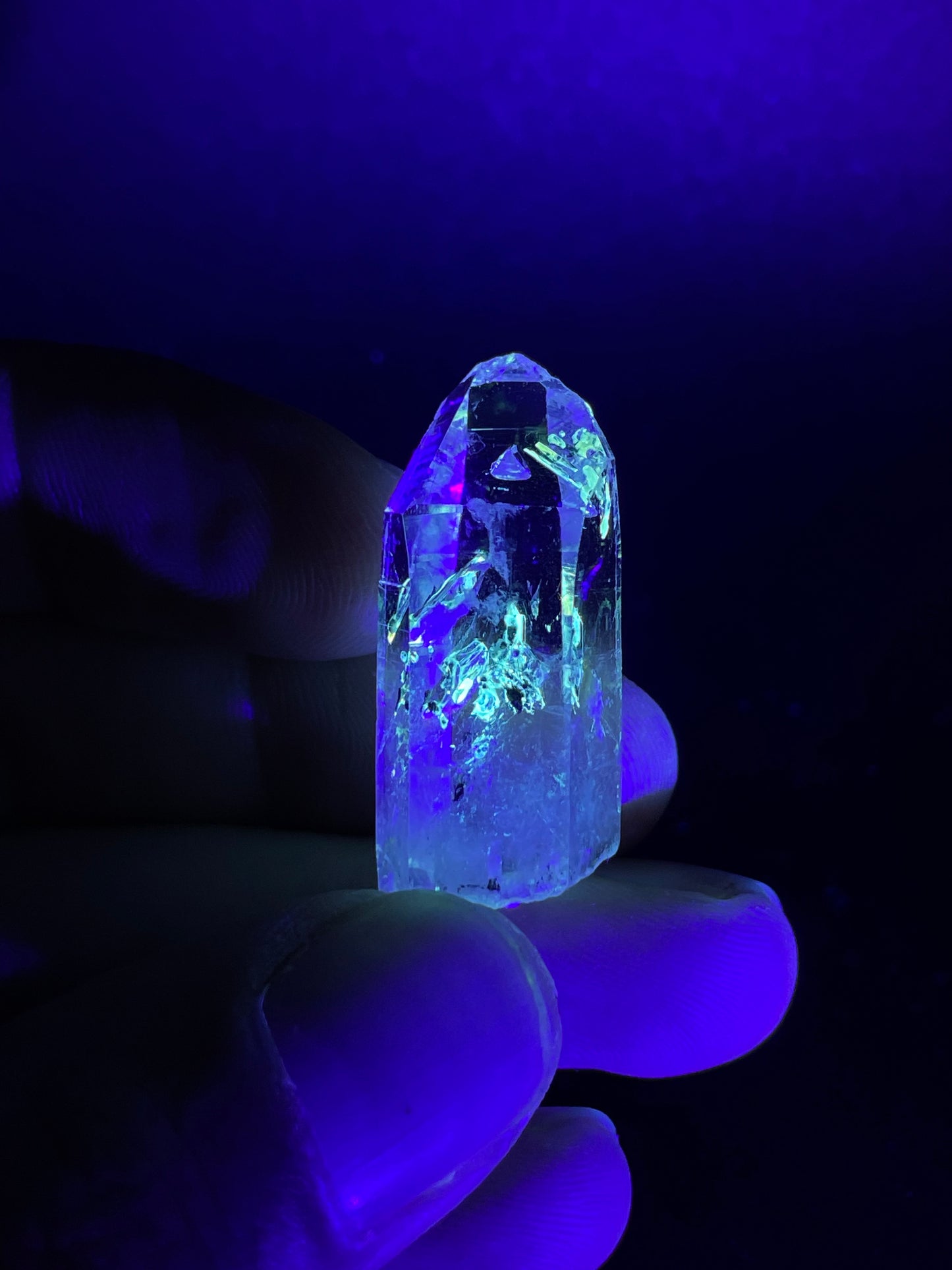 Petroleum included Quartz, Madirobe, Tsaratanana, Mahajanga, Madagascar