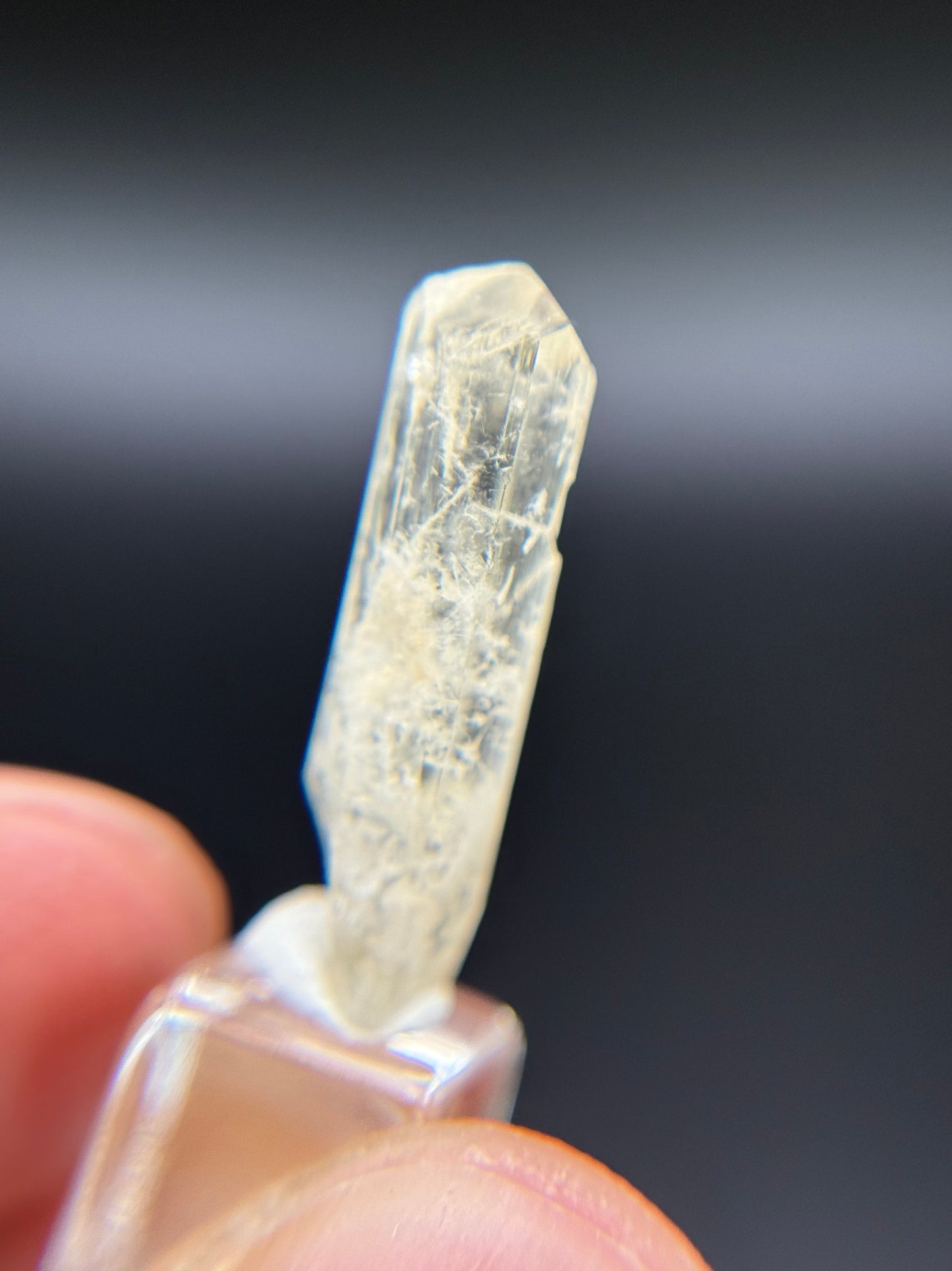 Phenakite, Anjanabonoina pegmatite, Mount Ikaka, Antananarivo Province, Madagascar