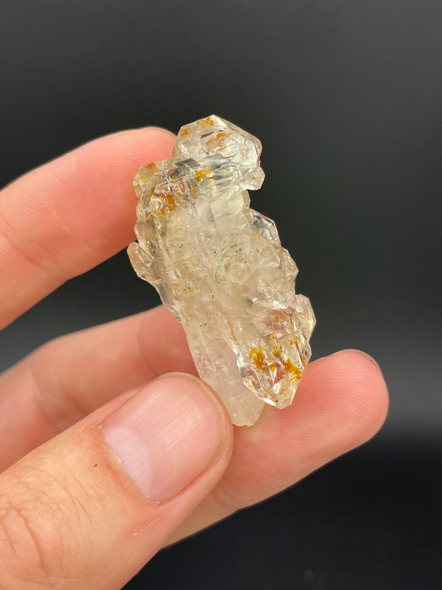 Petroleum included Quartz, Madirobe, Tsaratanana, Mahajanga, Madagascar