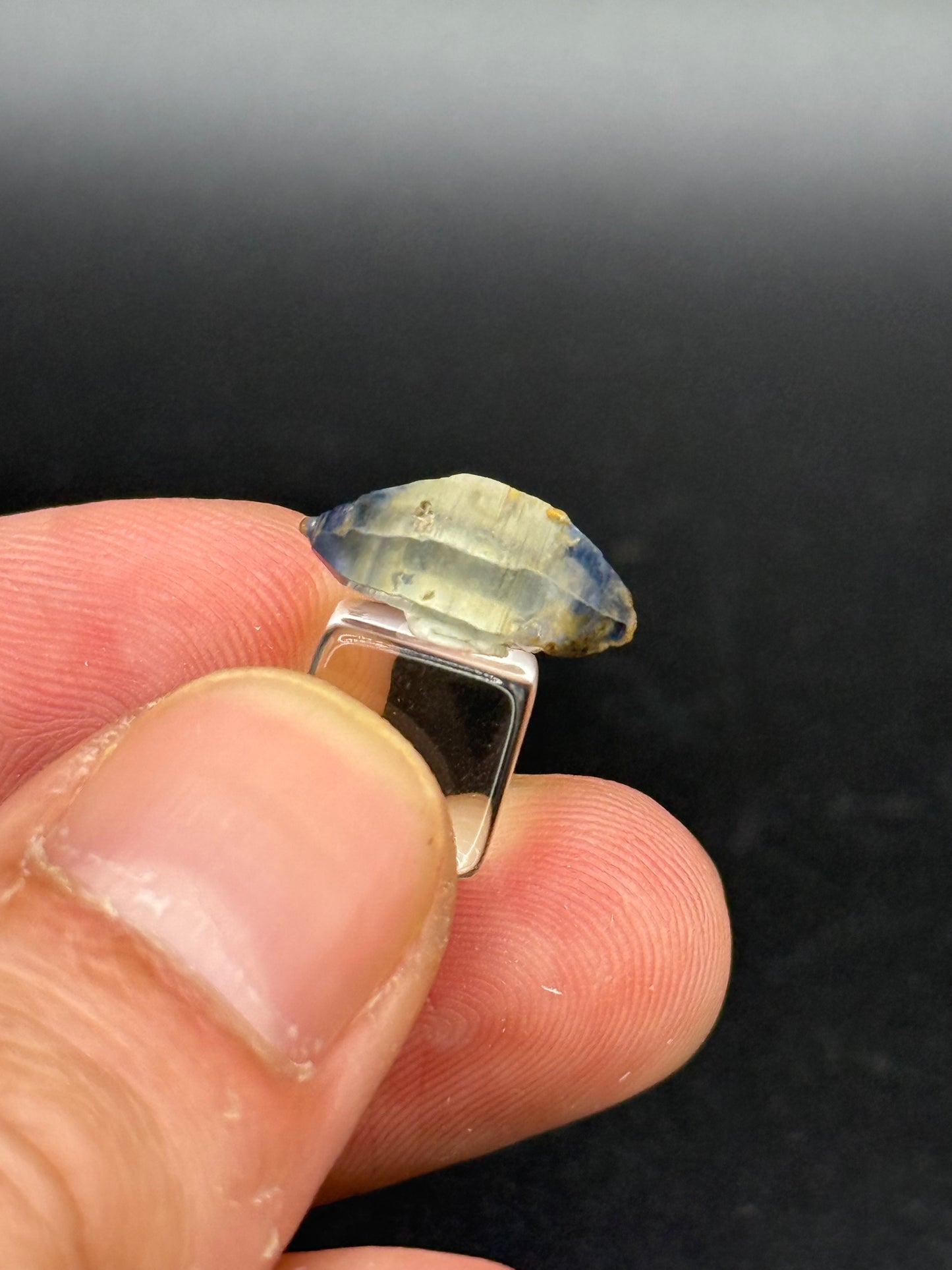Sapphire, Ratnapura, Sri Lanka
