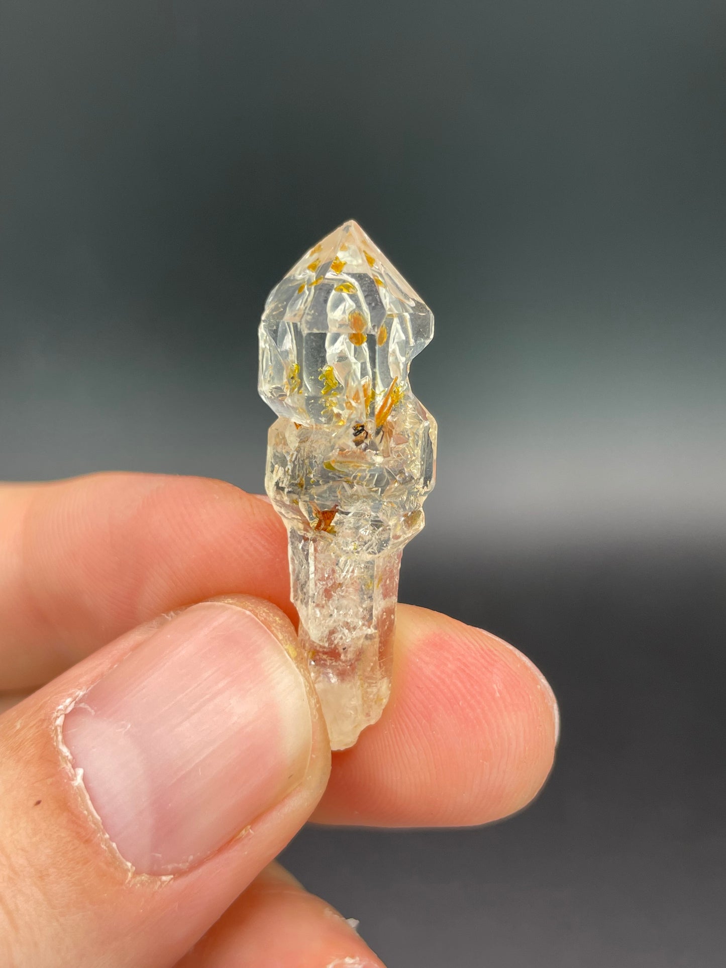 Petroleum included Quartz, Madirobe, Tsaratanana, Mahajanga, Madagascar