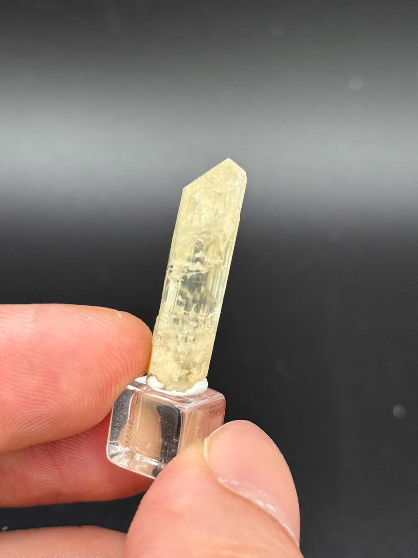 Phenakite, Anjanabonoina pegmatite, Mount Ikaka, Antananarivo Province, Madagascar