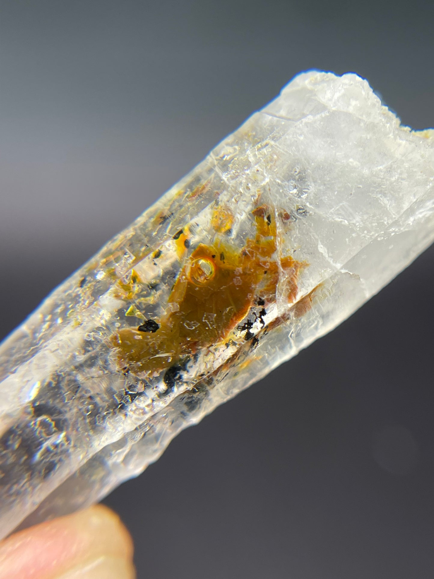 Petroleum included Quartz, Madirobe, Tsaratanana, Mahajanga, Madagascar