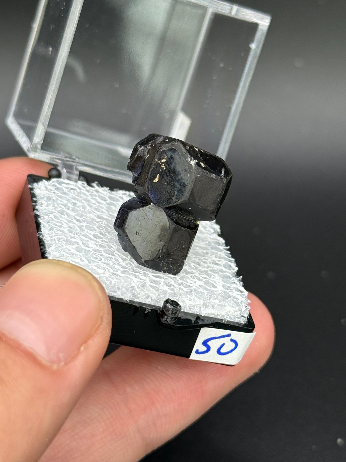 Fluorite (color change), Mandinga Mine, Laguna Brava, Loboy District, Unión Department, Córdoba Province, Argentina.