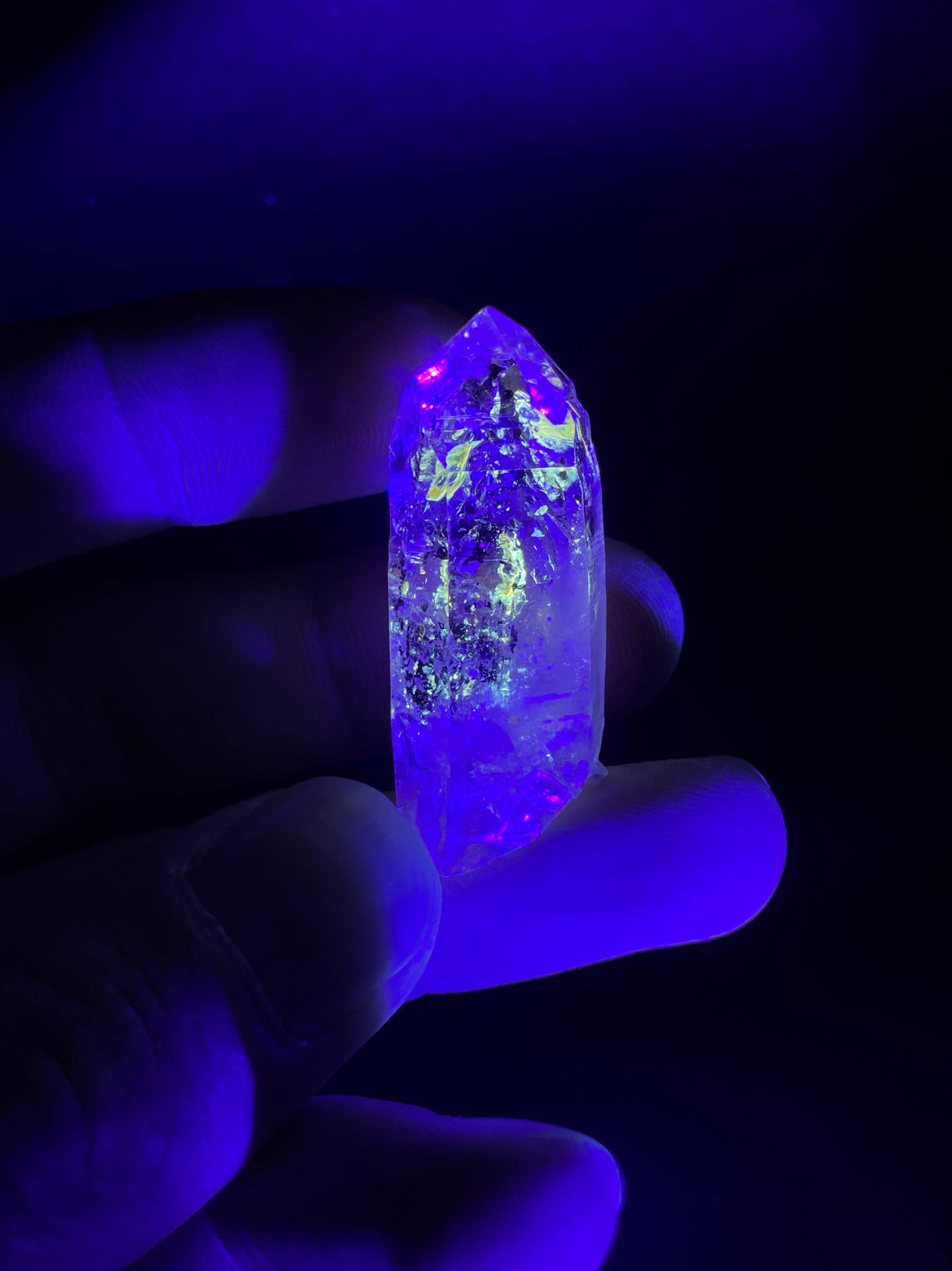 Petroleum included Quartz, Madirobe, Tsaratanana, Mahajanga, Madagascar