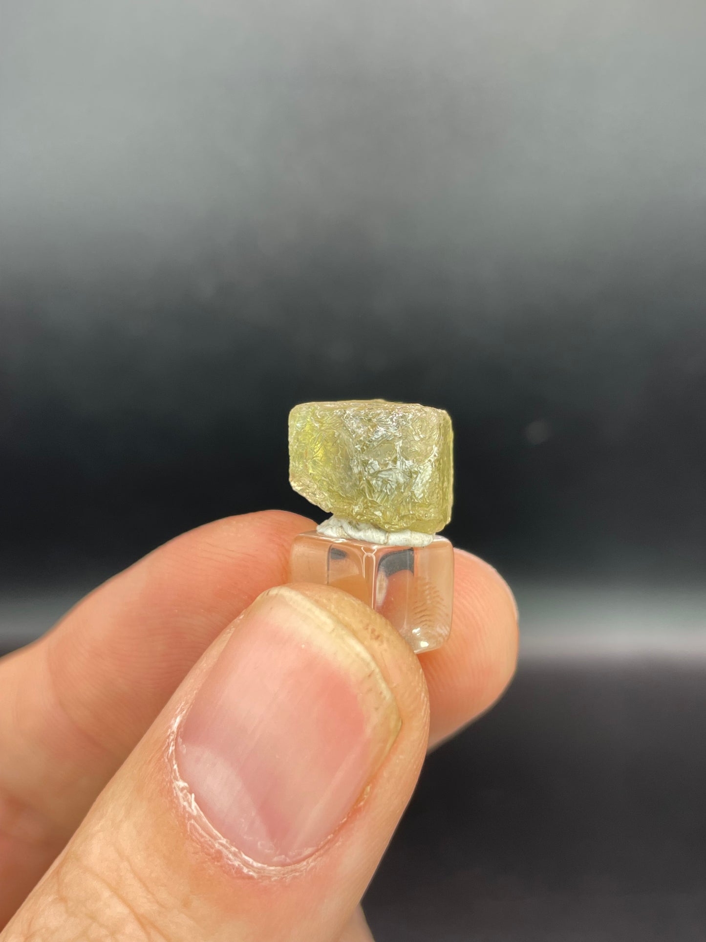 Corundum var Sapphire, Chimwadzulu Hill, Ntcheu, Central Region, Malawi