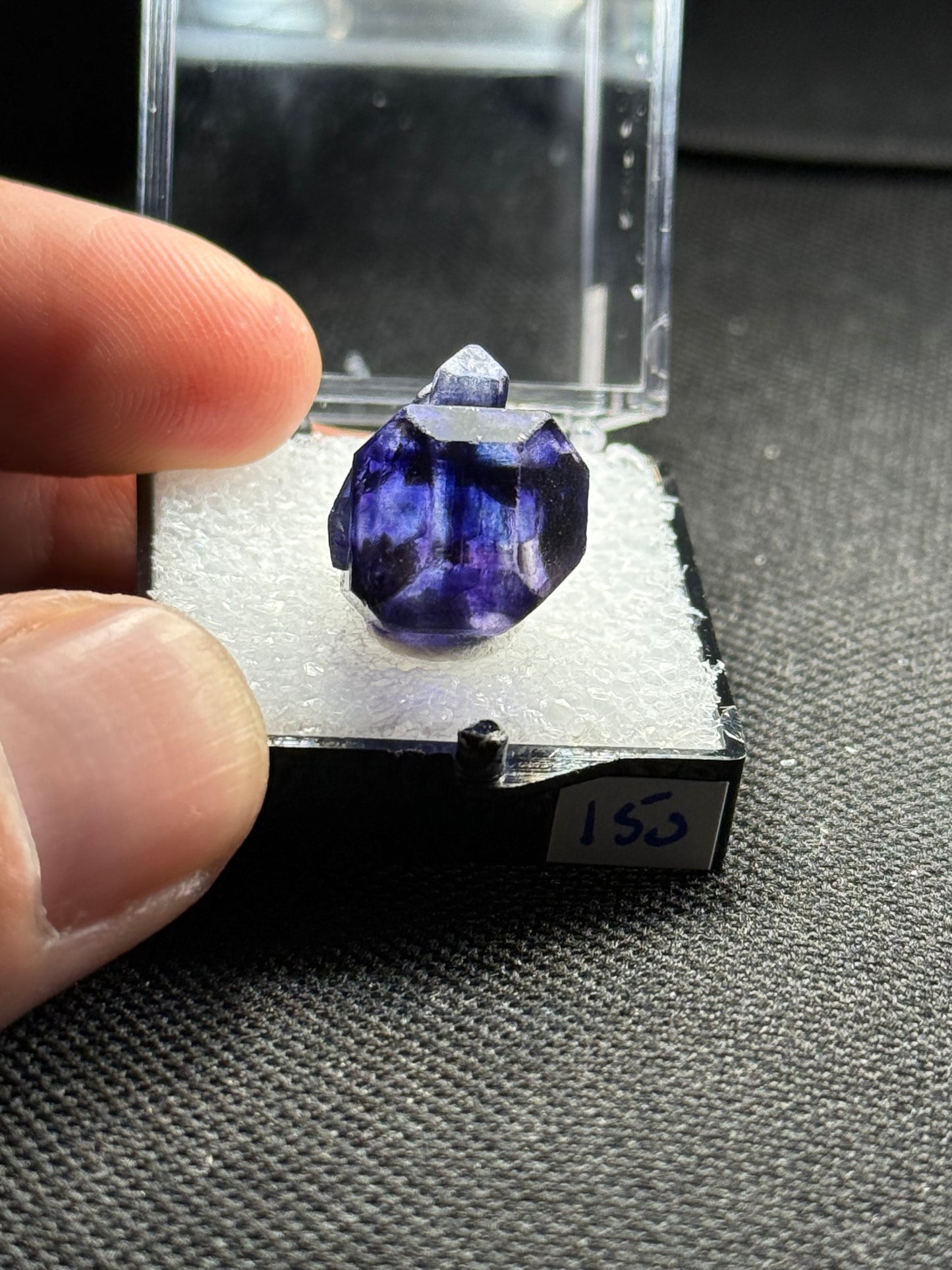 Fluorite (color change), Mandinga Mine, Laguna Brava, Loboy District, Unión Department, Córdoba Province, Argentina.