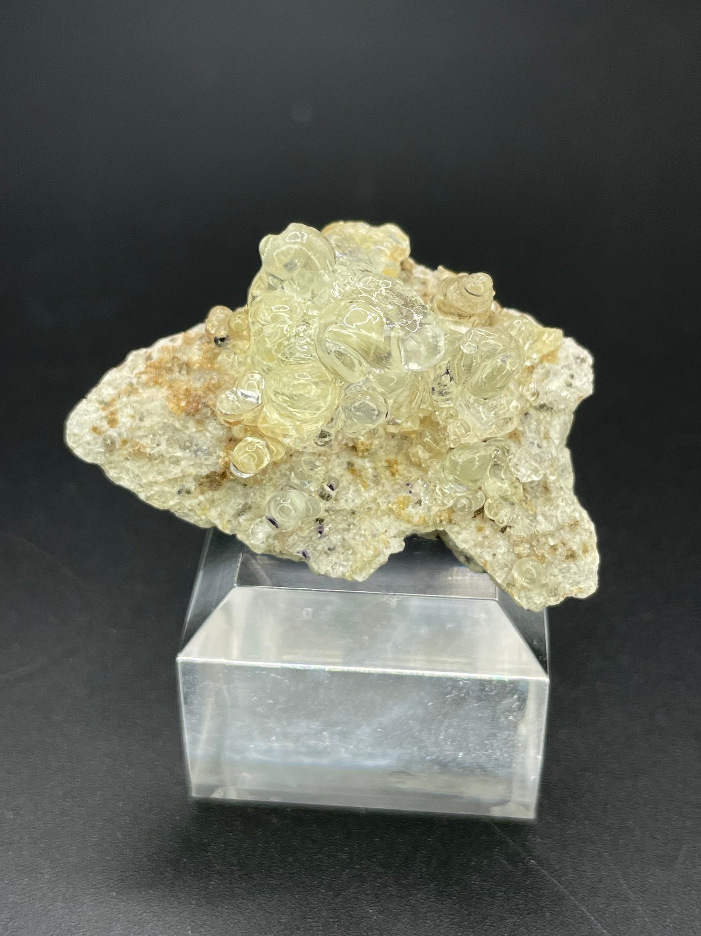 Hyalite Opal with Fluorite Inclusions, Guanajuato, Mexico