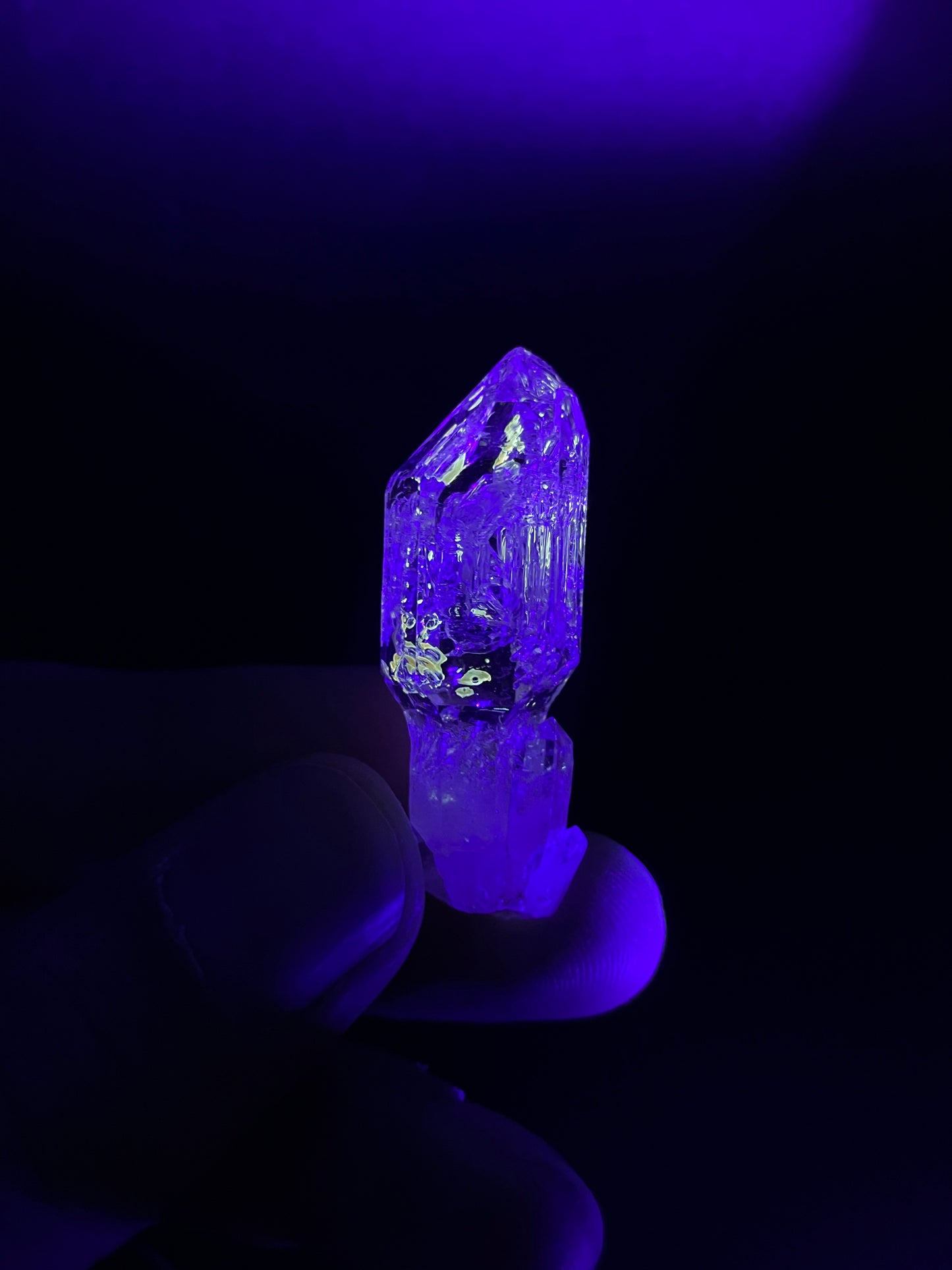 Petroleum included Quartz, Madirobe, Tsaratanana, Mahajanga, Madagascar