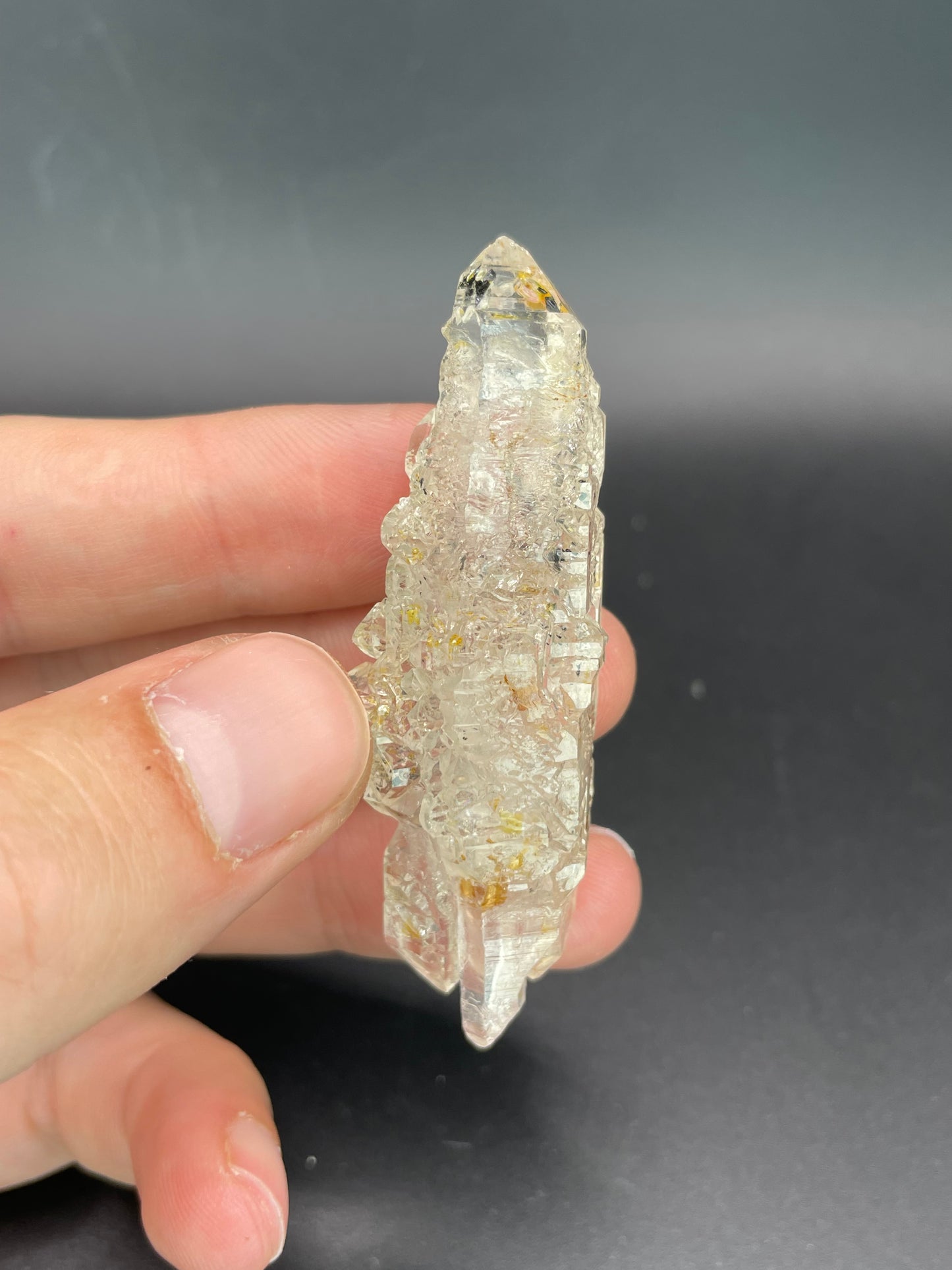 Petroleum included Quartz, Madirobe, Tsaratanana, Mahajanga, Madagascar
