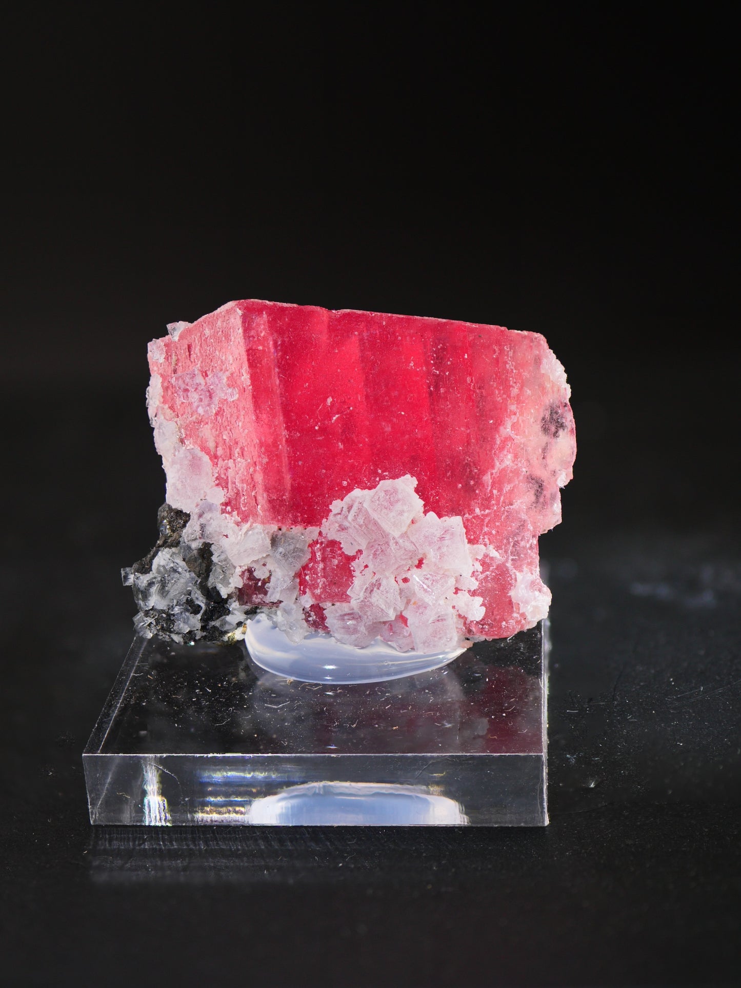 Rhodochrosite and Fluorite, Sweet Home Mine, Alma, Colorado
