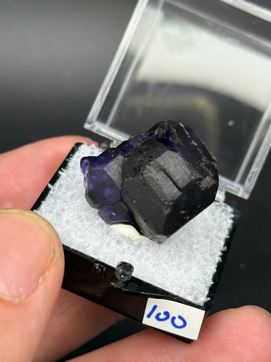 Fluorite (color change), Mandinga Mine, Laguna Brava, Loboy District, Unión Department, Córdoba Province, Argentina.