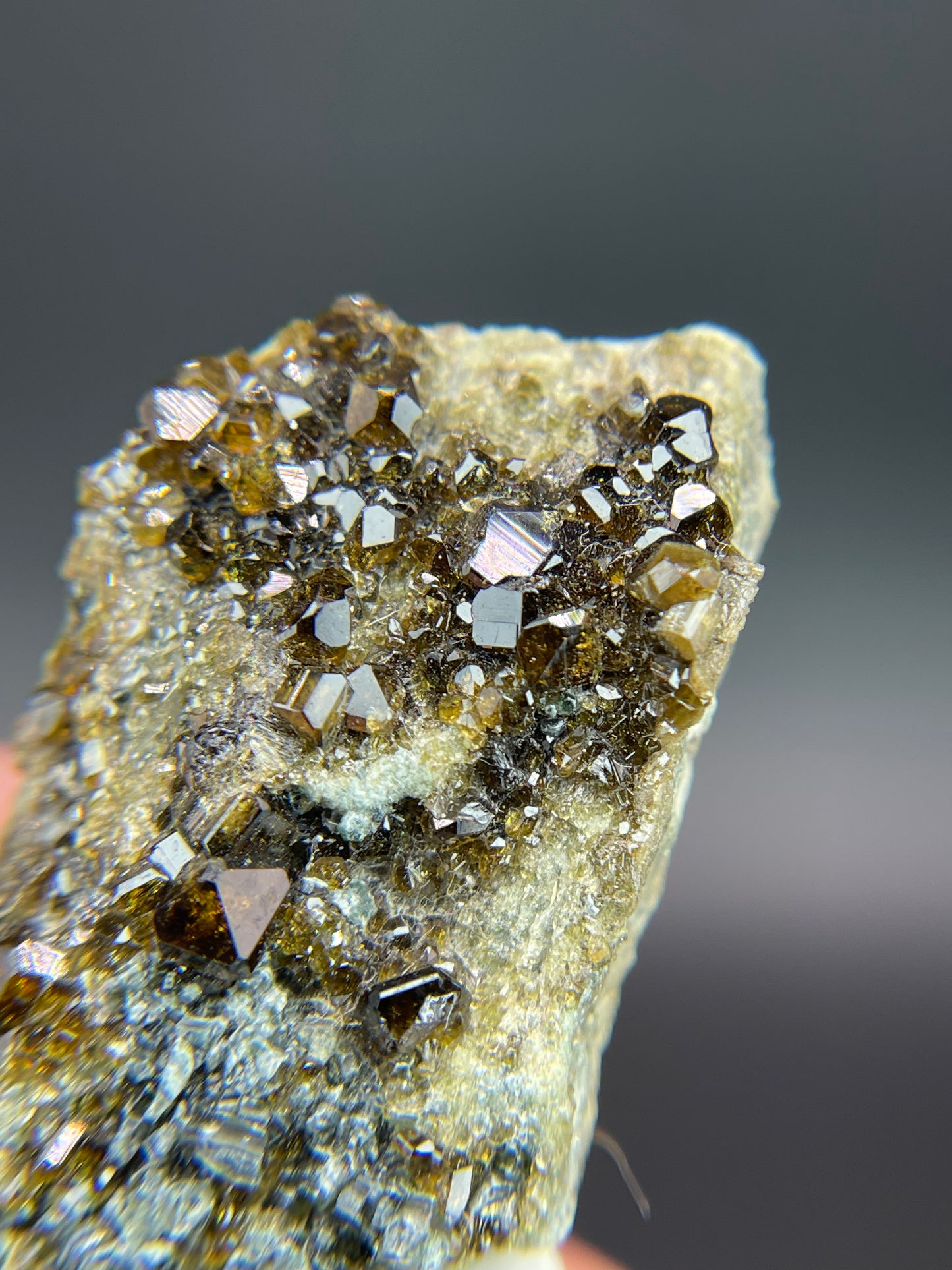 Vesuvianite, Valle d'Aosta