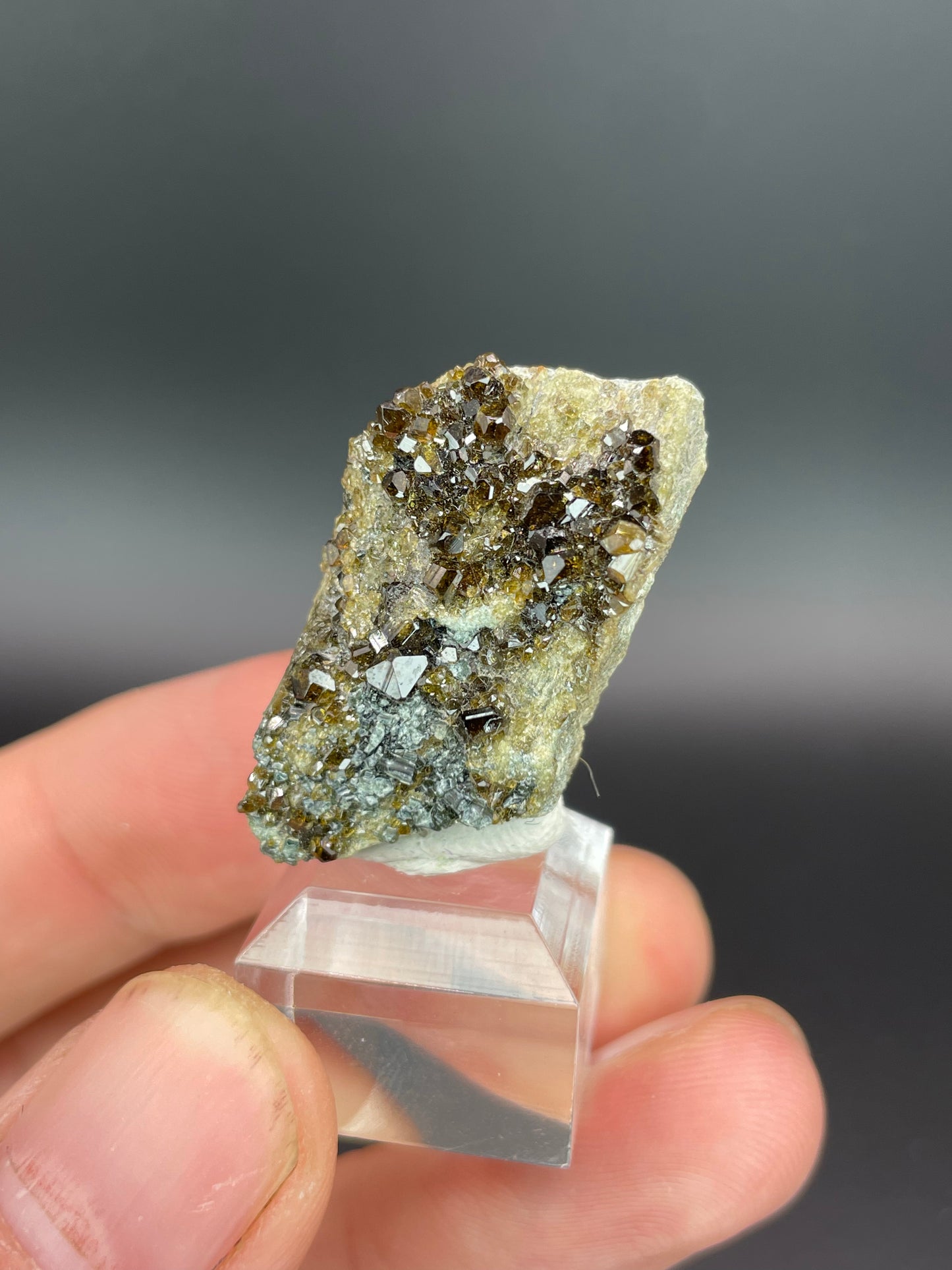 Vesuvianite, Valle d'Aosta