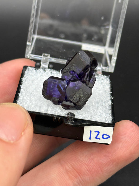 Fluorite, Mandinga Mine, Laguna Brava, Loboy District, Unión Department, Córdoba Province, Argentina.