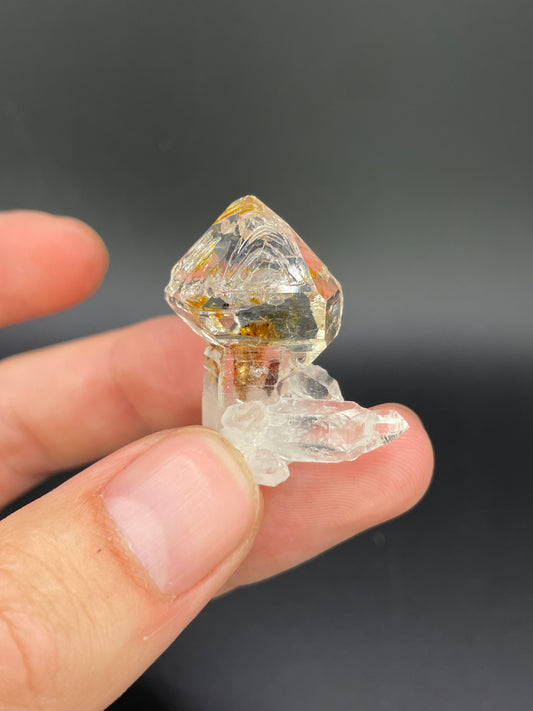 Petroleum included Quartz, Madirobe, Tsaratanana, Mahajanga, Madagascar