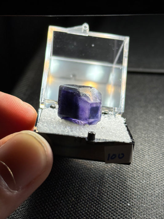 Fluorite, Mandinga Mine, Laguna Brava, Loboy District, Unión Department, Córdoba Province, Argentina.