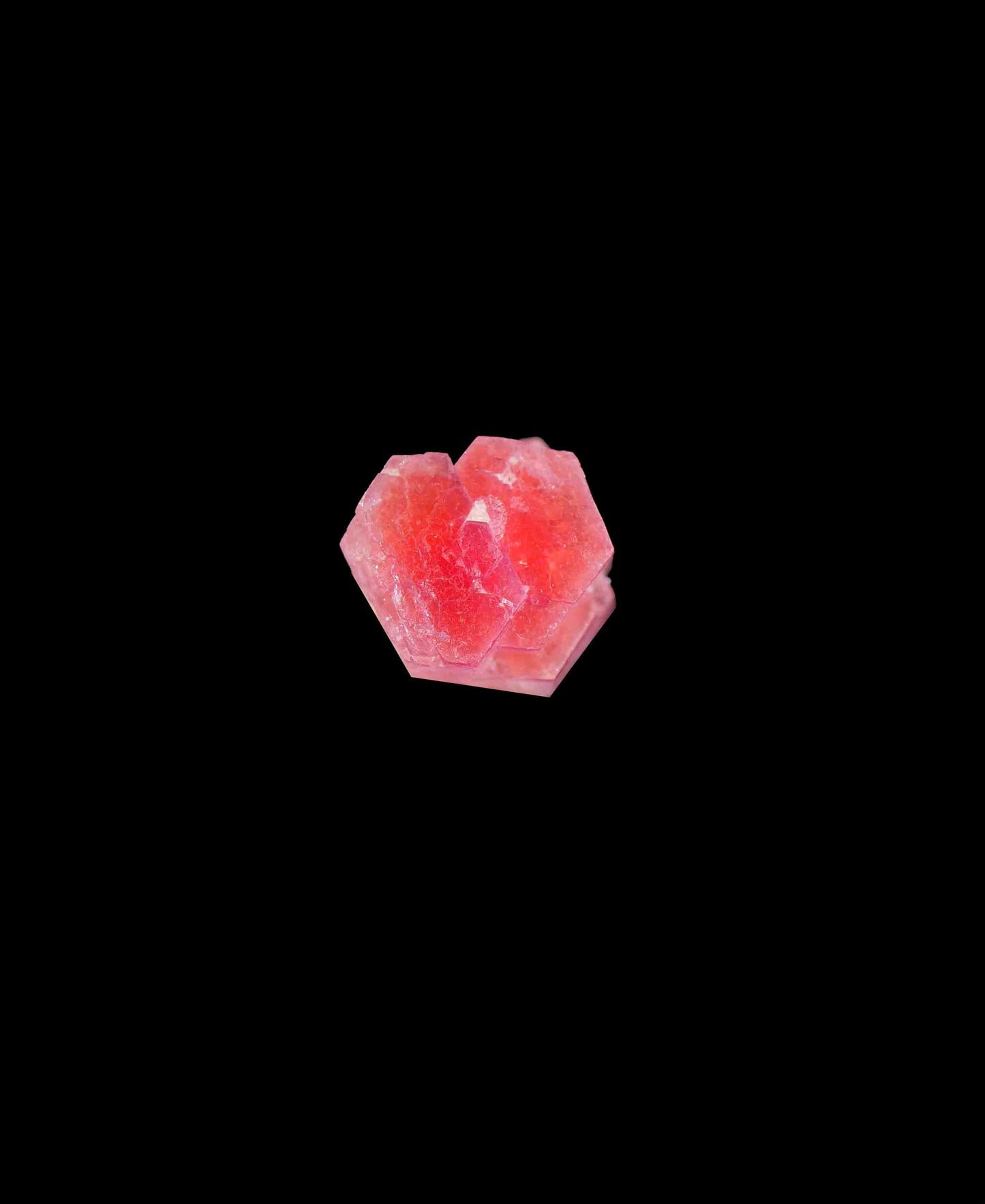 Pezzottaite, Ambovaloza village, Antisrabe, Madagascar.