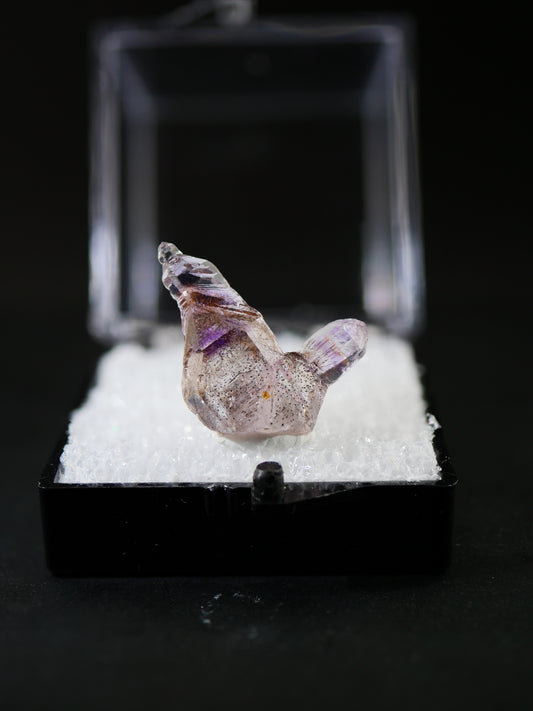 Amethyst Japan Law Twin, Marovoalavo Mine, Andilamena, Madagascar