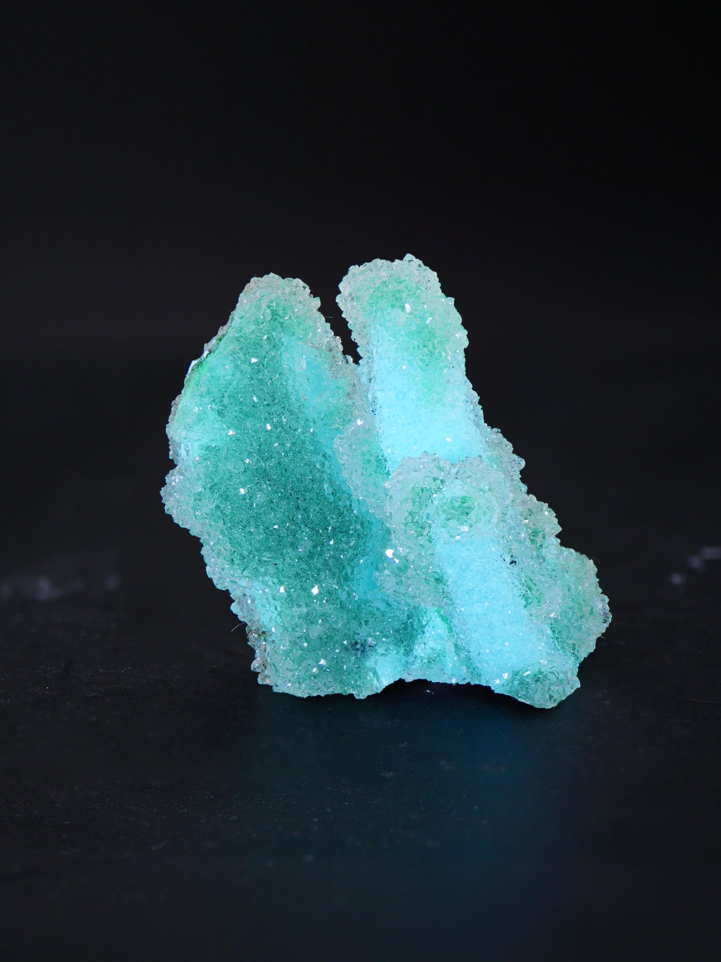 Chrysocolla, Malachite and Quartz pseudomorph after baryte, Lupoto Mine, Kakumba, Kipushi Territory, Haut-Katanga, DR Congo