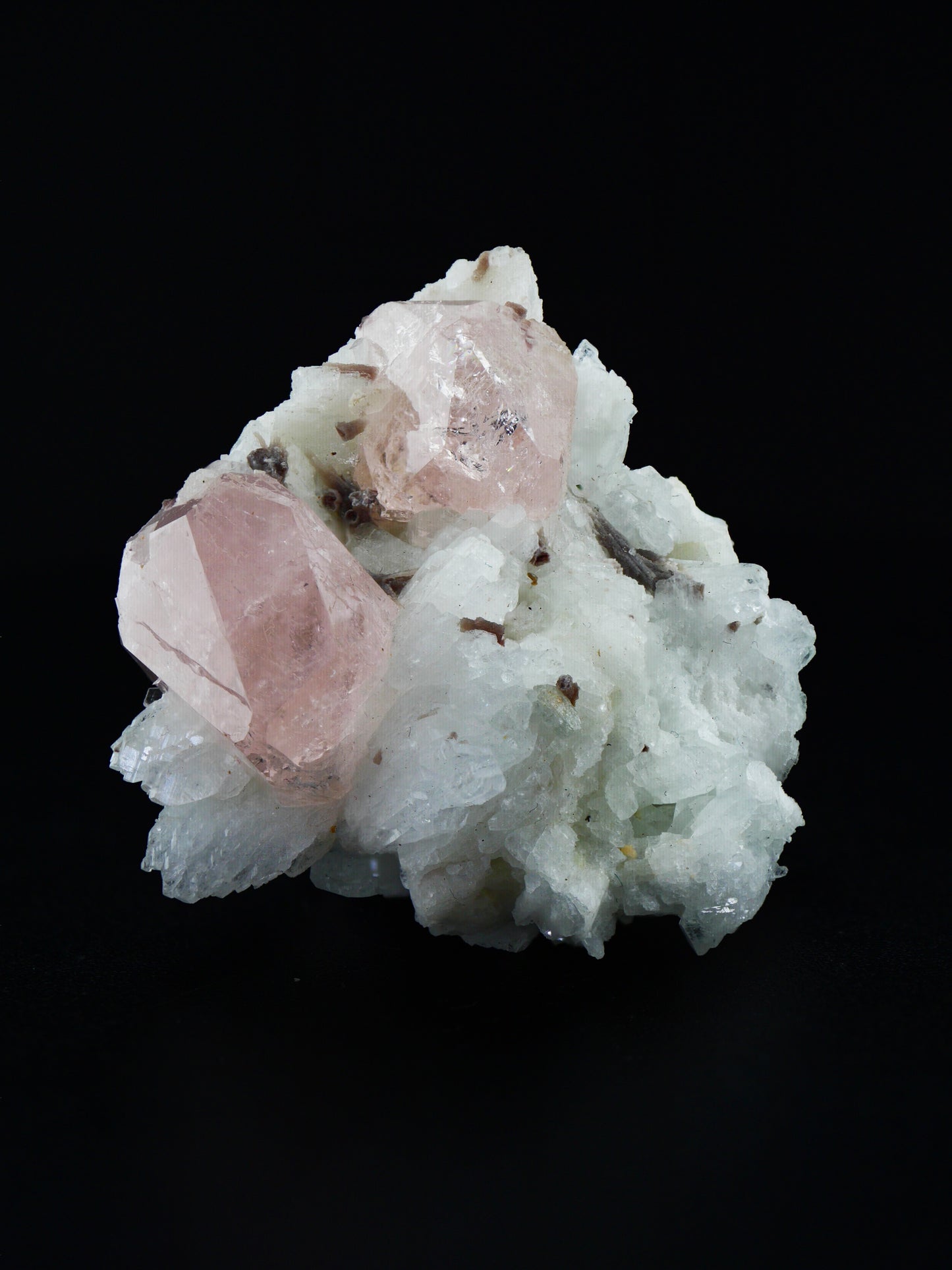 Morganite, Virgem da Lapa, Minas Gerais, Brazil