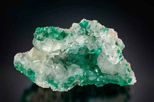 Dioptase and Quartz, Sanda Hills occurrences, Mindouli, Mindouli District, Pool Department, Republic of the Congo
