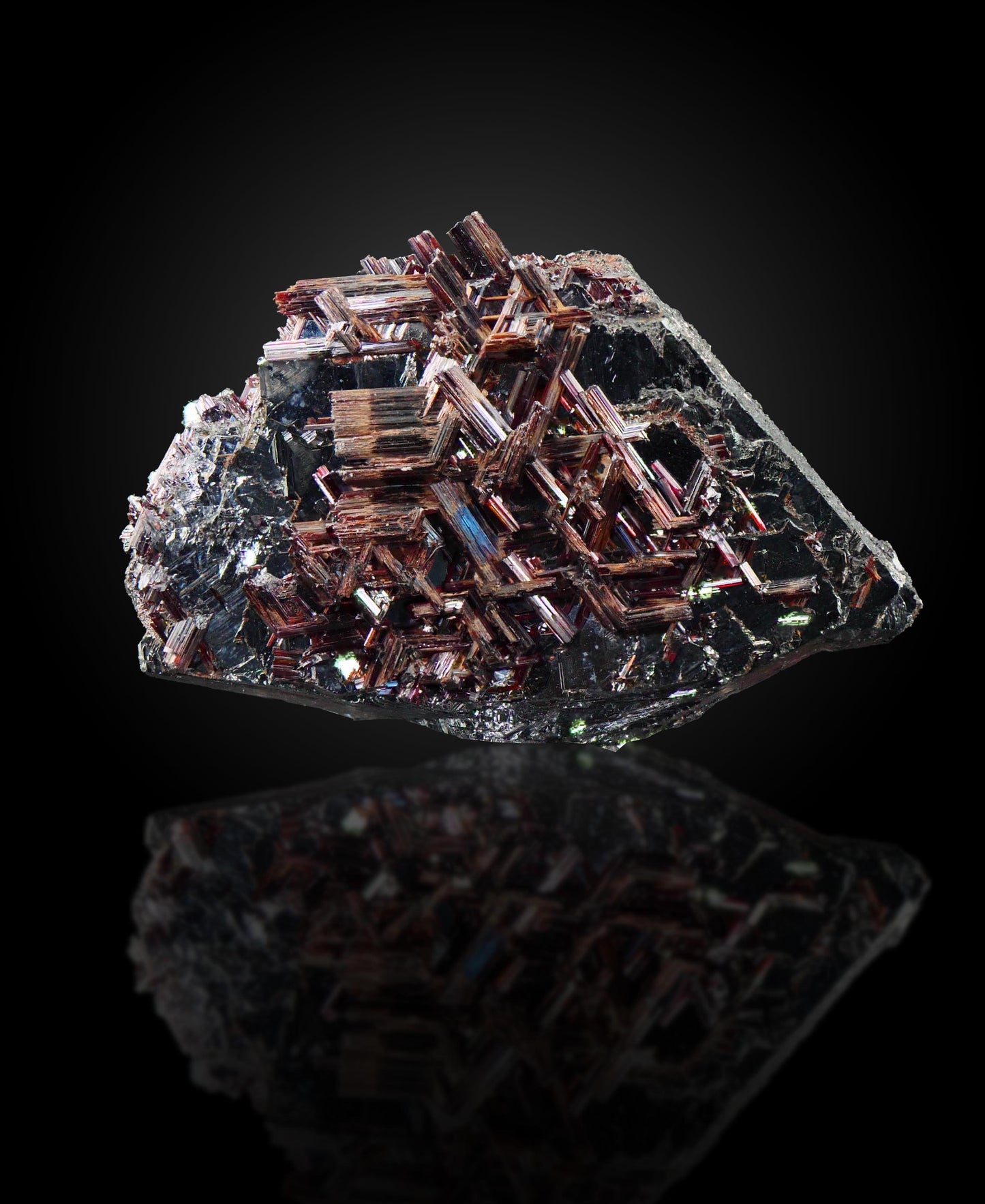 Rutile on Hematite, Itremo, Ambatofinandrahana, Amoron'i, Madagascar