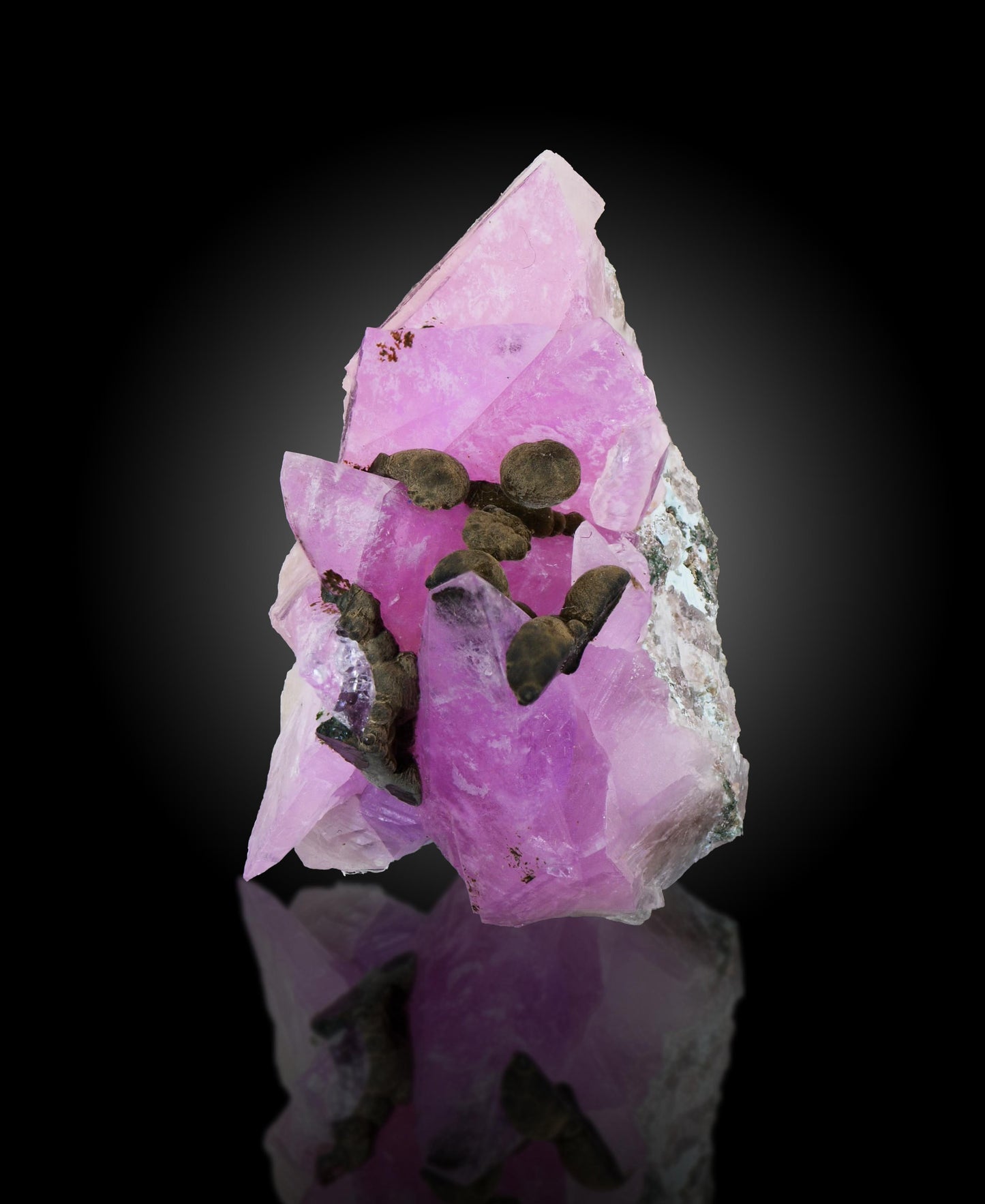 Cobaltoan Calcite and Kolwezite, Mashamba West Mine, Lualaba, DRC