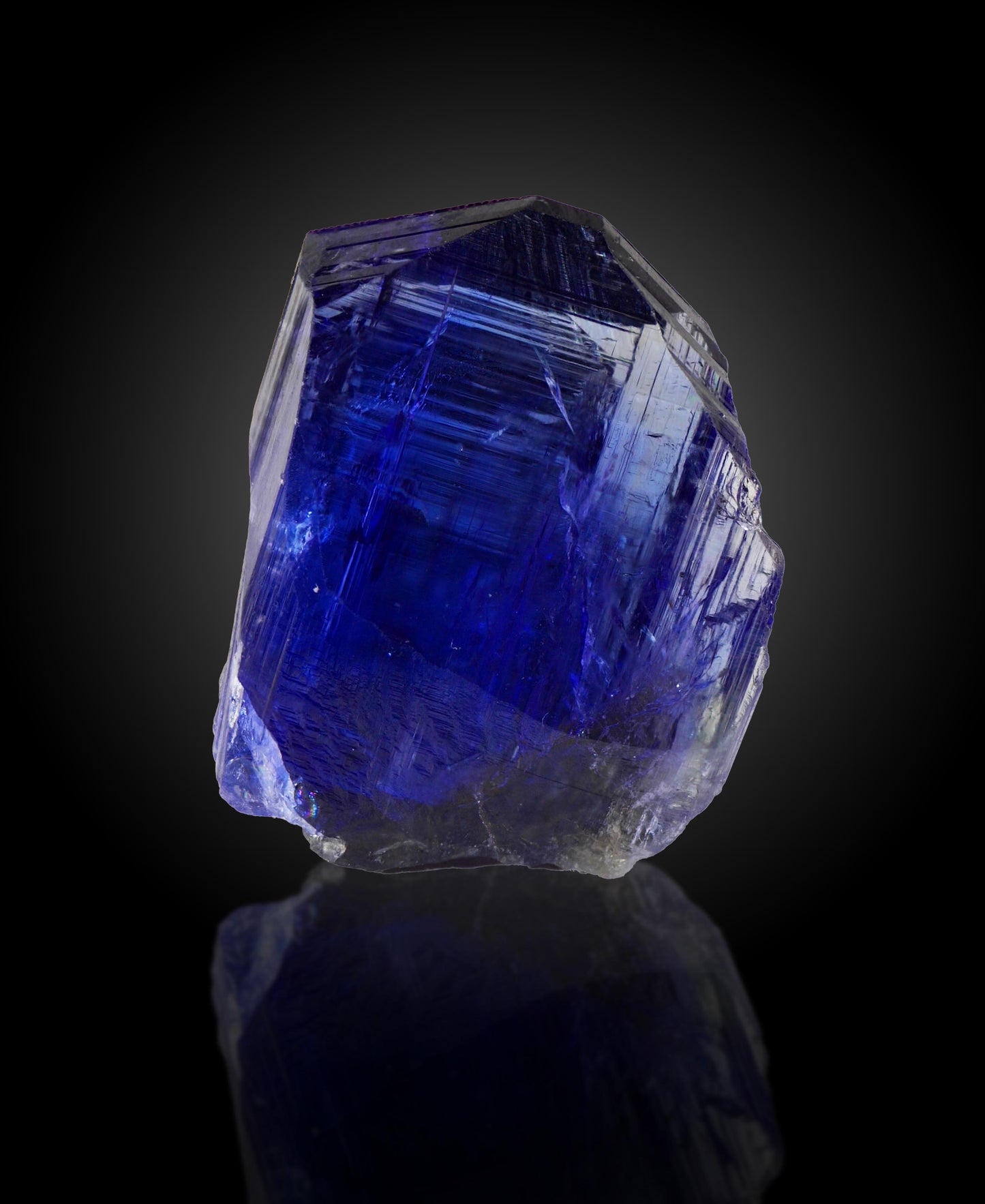 Tanzanite, Merelani Hills, Lelatema Mountains, Tanzania