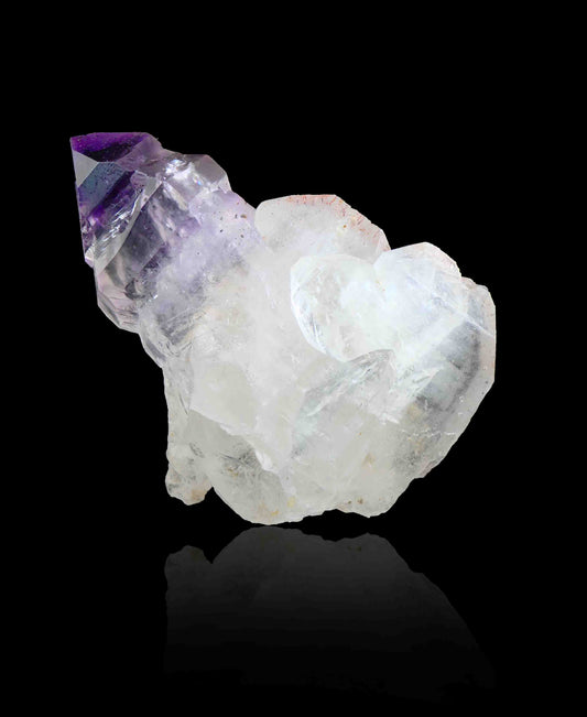 Amethyst Japan Law Twin, Marovoalavo Mine, Andilamena, Madagascar