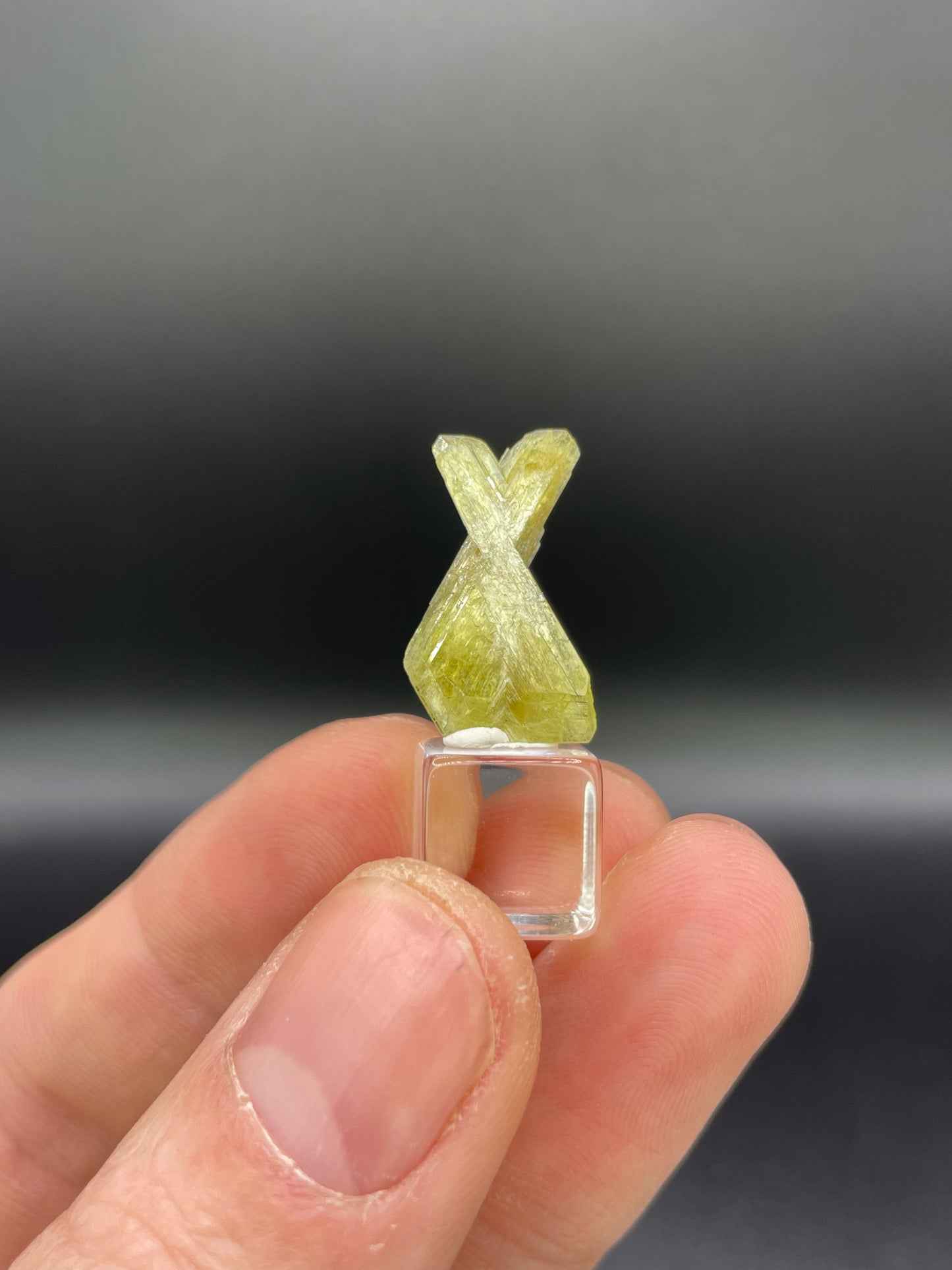 Chrysoberyl Twin Crystal, Madagascar